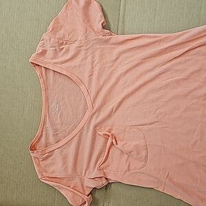 Z Supply woman's coral colored tshirt